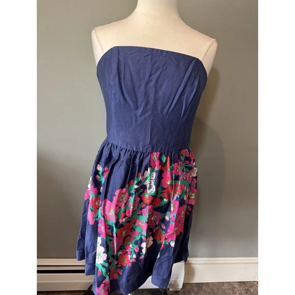 Lilly‎ Pulitzer Lottie Navy Cherry Floral Strapless Dress size 10 EUC - Picture 3 of 5